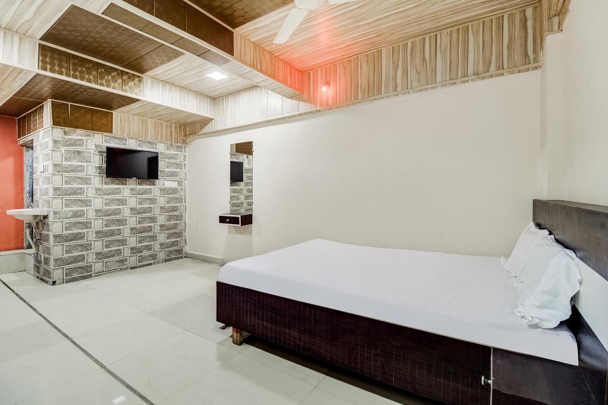 Hotel O Sangam Relax Point Amarnāth Kültér fotó
